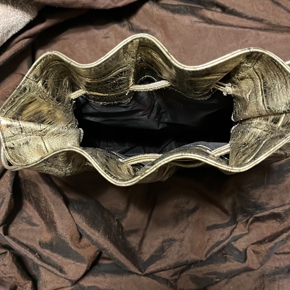 Vintage Gino gold metallic small leather bag - Picture 10 of 16